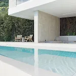 Aurora - Ultra Luxury Ocean Cliff Edge Retreat Villa Arco da Calheta (Madeira)