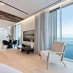 Villa Aurora - Ultra Luxury Ocean Cliff Edge Retreat