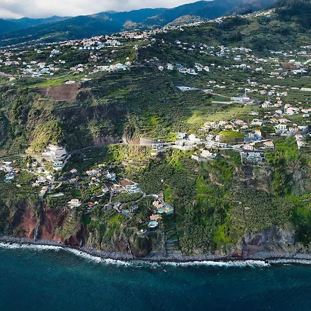 Aurora Iii - Ultra Luxury Ocean Cliff Edge Retreat Βίλα Arco da Calheta (Madeira)