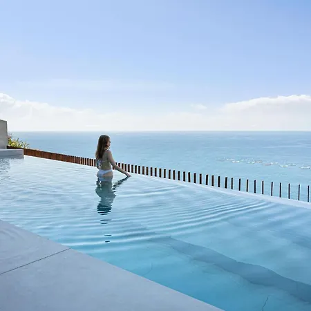Aurora Iii - Ultra Luxury Ocean Cliff Edge Retreat Βίλα Arco da Calheta (Madeira)