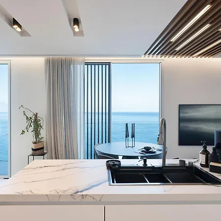 Βίλα Aurora Iii - Ultra Luxury Ocean Cliff Edge Retreat Arco da Calheta (Madeira)